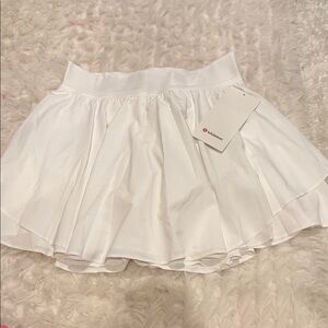 Lululemon skirt court rival HR skirt